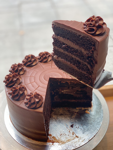 Dark Chocolate & Sour Cream Fudge Cake
